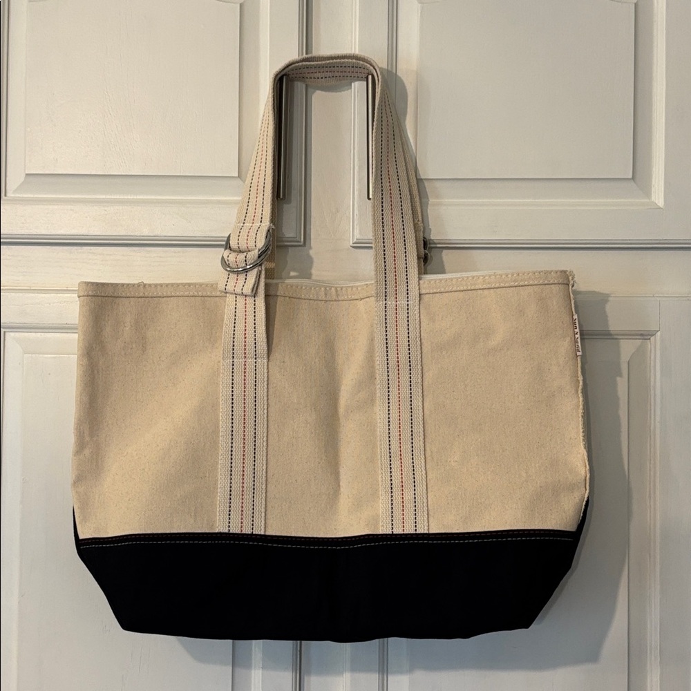 Sun’N’Sand Canvas Tote Bag with Black Base.